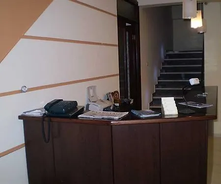 Otel Lux Loutra Ipatis