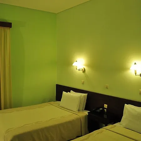 Lux Otel 2*